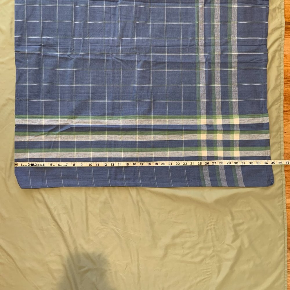 Linen Tablecloth - Rectangle: 50 by 72 Inches - Picture 4 of 6